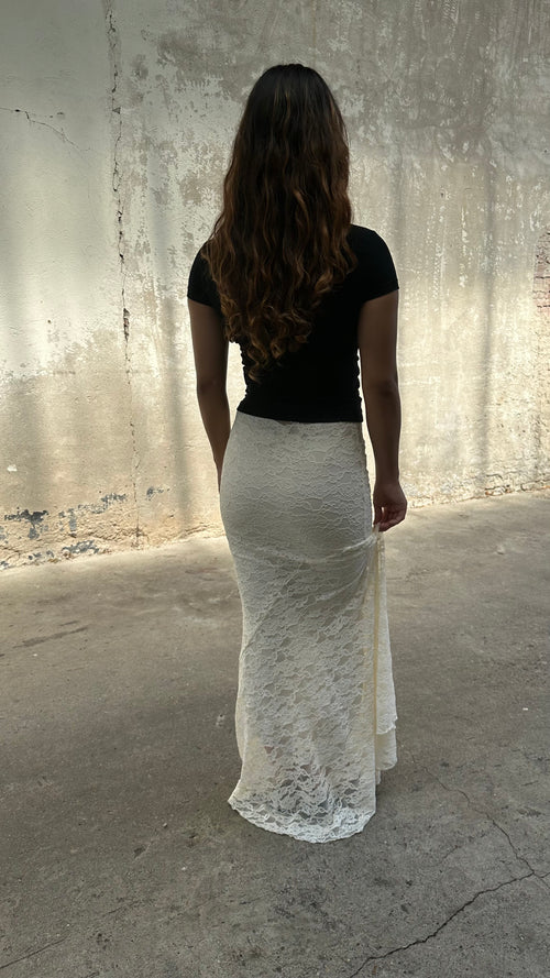 MOONLIGHT LACE SKIRT